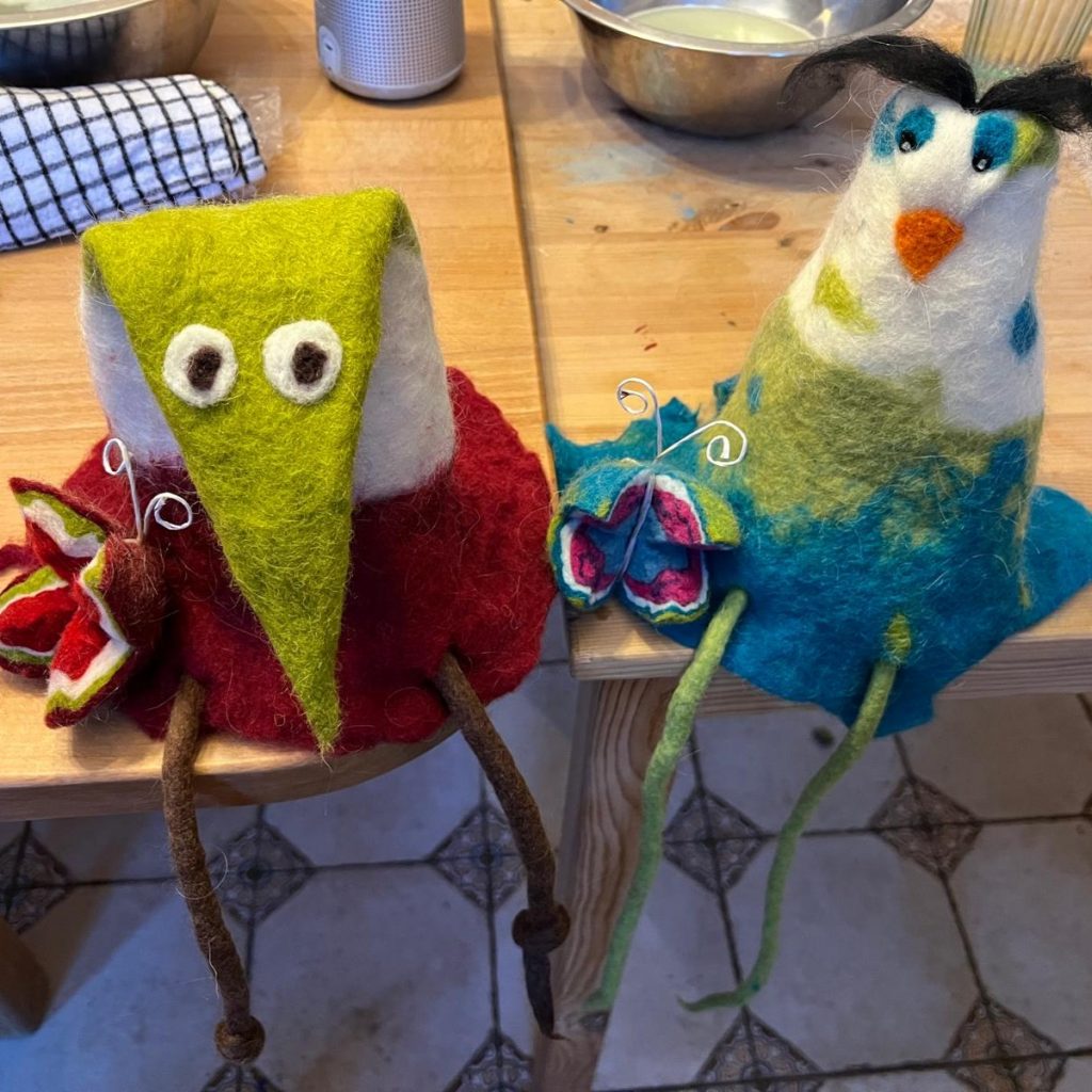 Nassfilzen lustige bunte Vögel